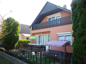 Отель Apartment Balatonfenyves/Balaton 18403  Балатонфеньвеш